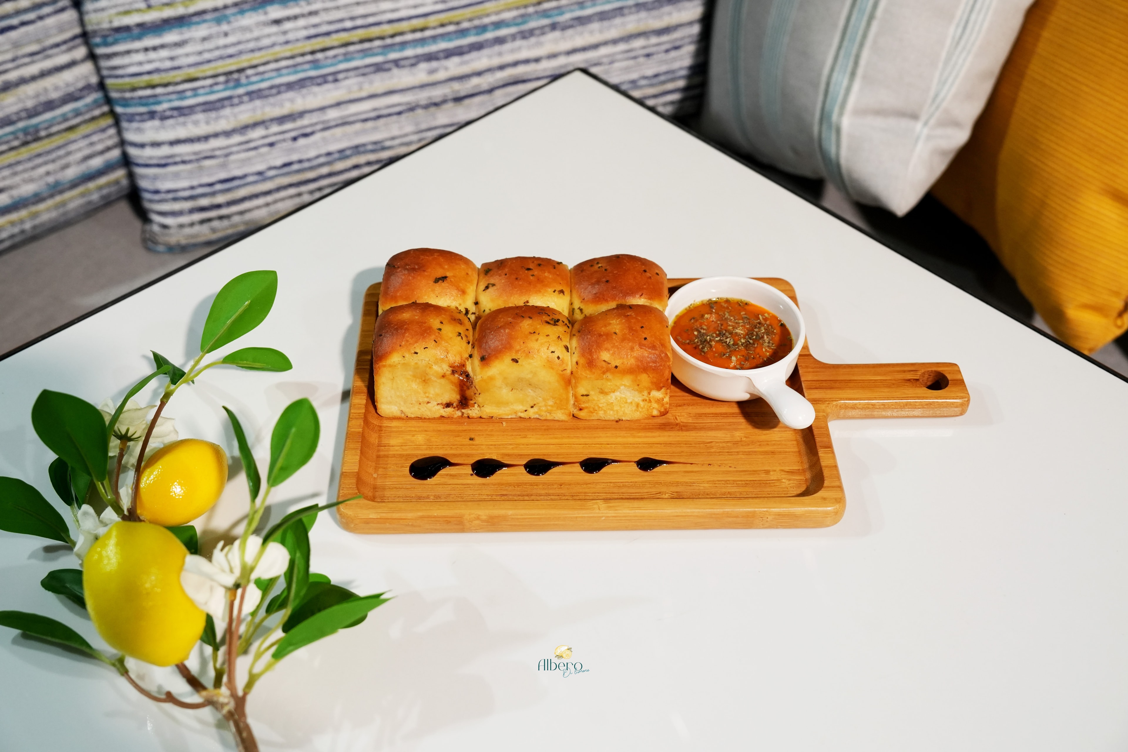 Gonfio Cheese Bread